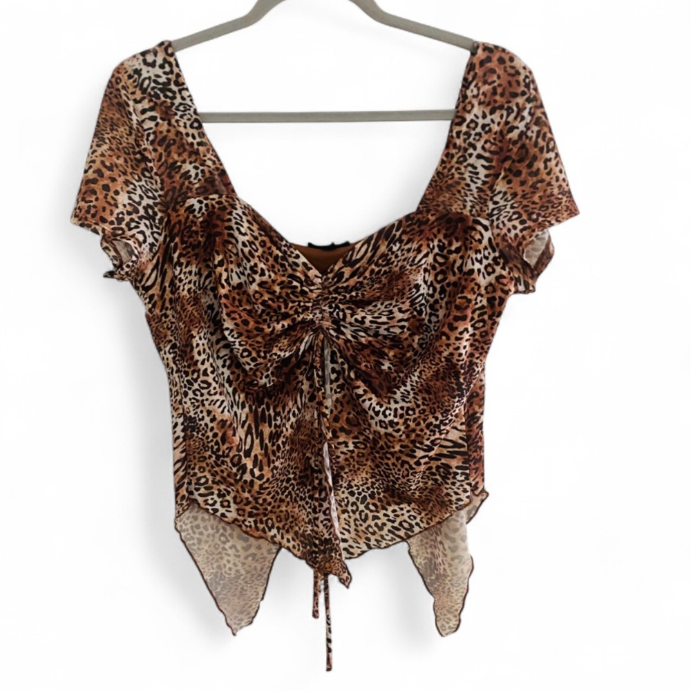 Y2K MIXED THREADS FAIRYCORE LEOPARD PRINT SHORT SLEEVE HANDKERCHIEF TOP SIZE XL